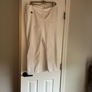 White Cropped Pants